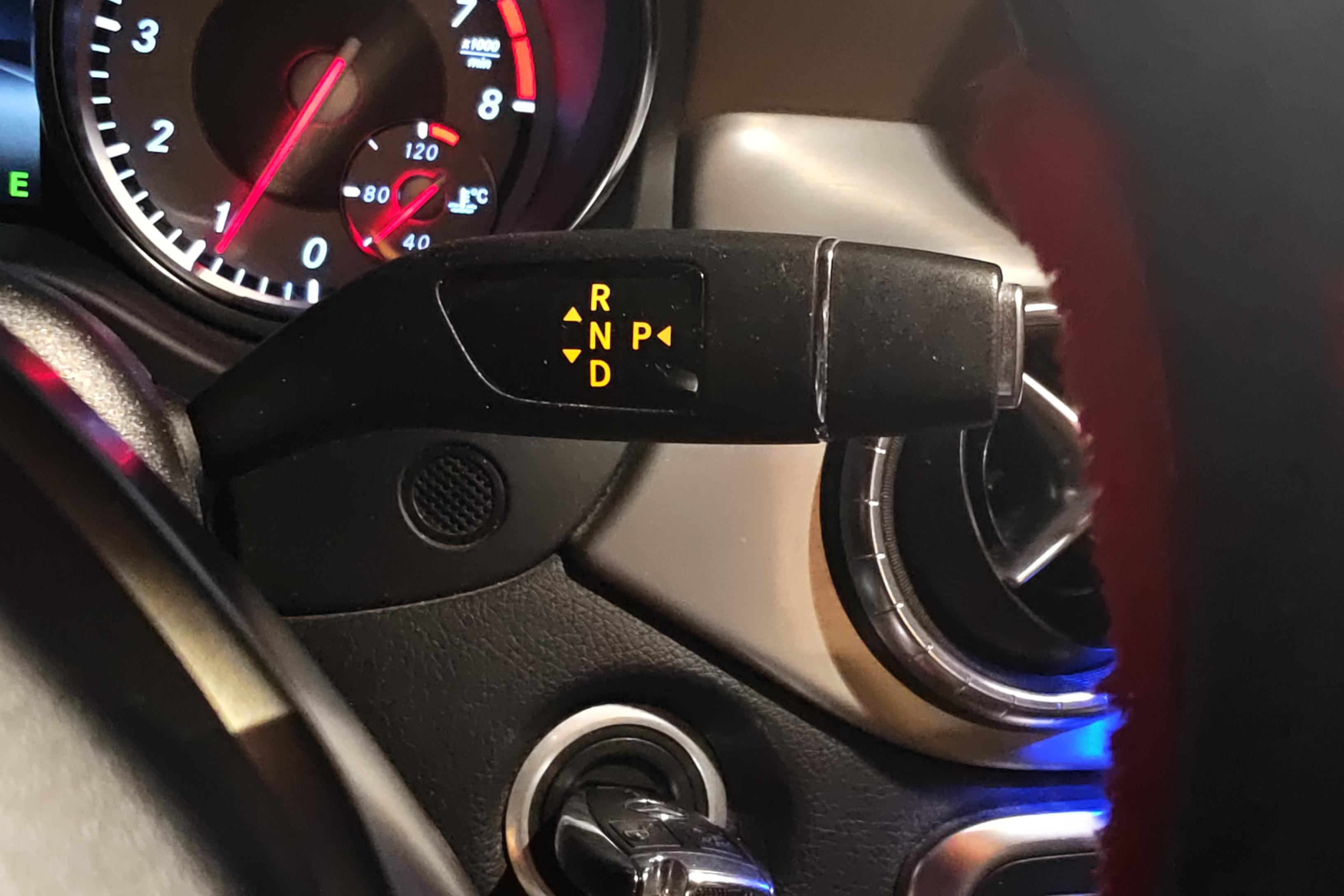 Mercedes-Benz CLA Class (Imported) 2014 #5 Mercedes-Benz CLA Class (Imported) 2014 car image #5