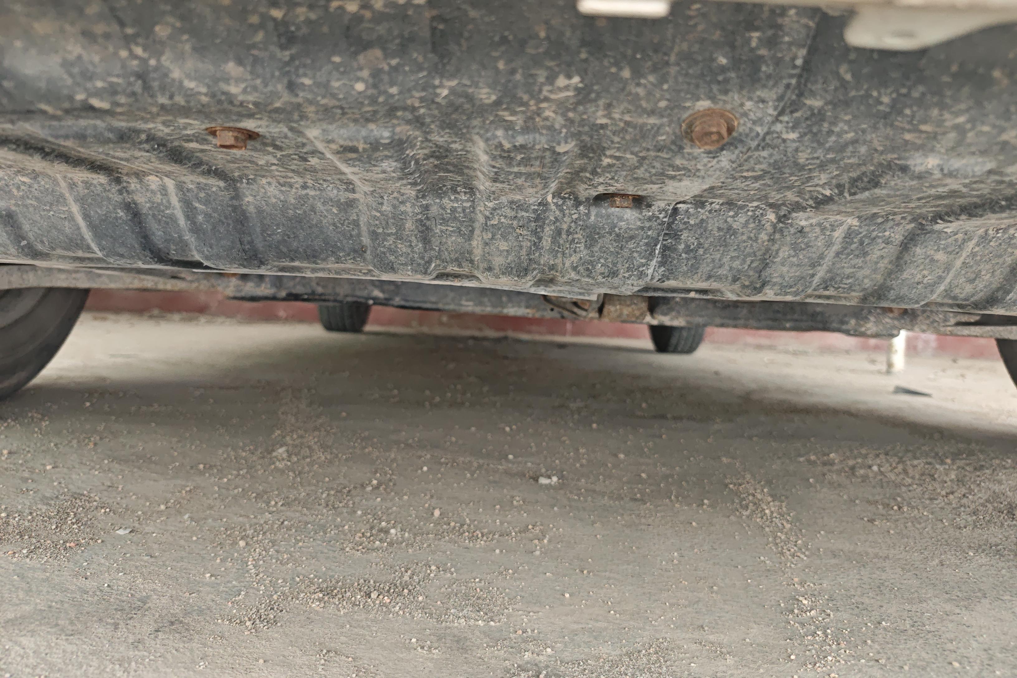 Hyundai Reina 2014 #5 Hyundai Reina 2014 car image #5