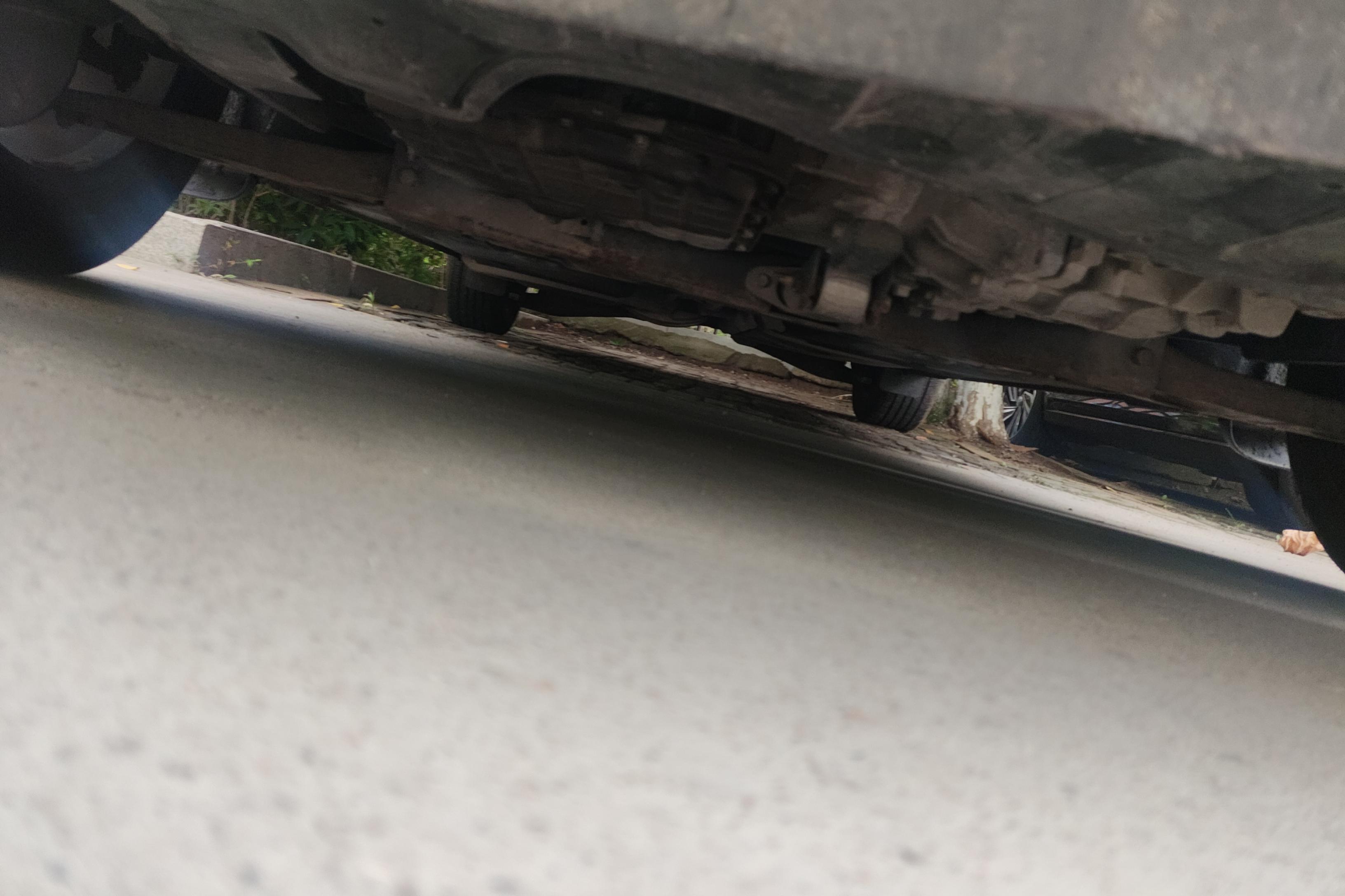 Kia Carnival 2016 изображение автомобиля #5