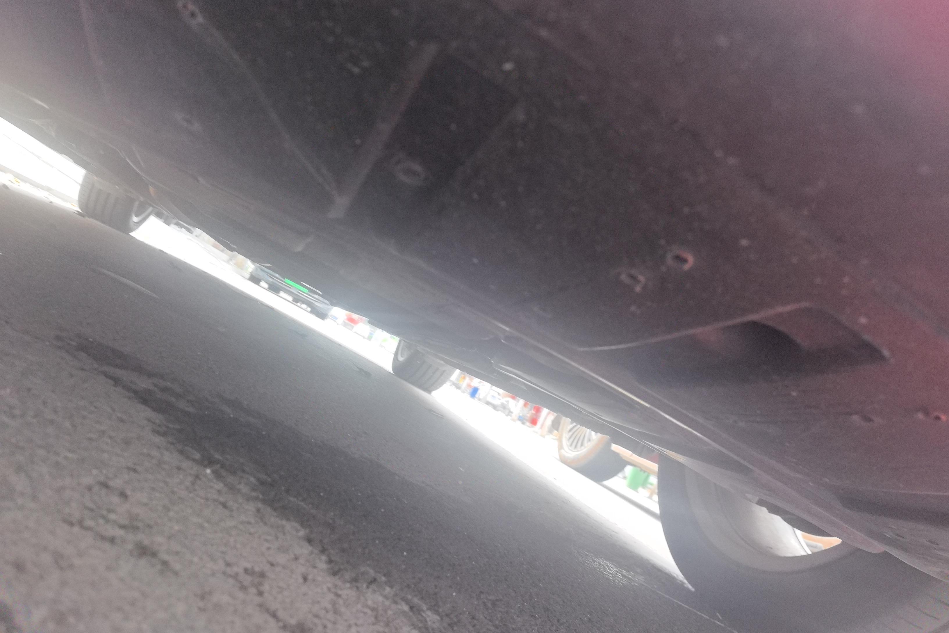 Hyundai Rohens 2011 car image #5