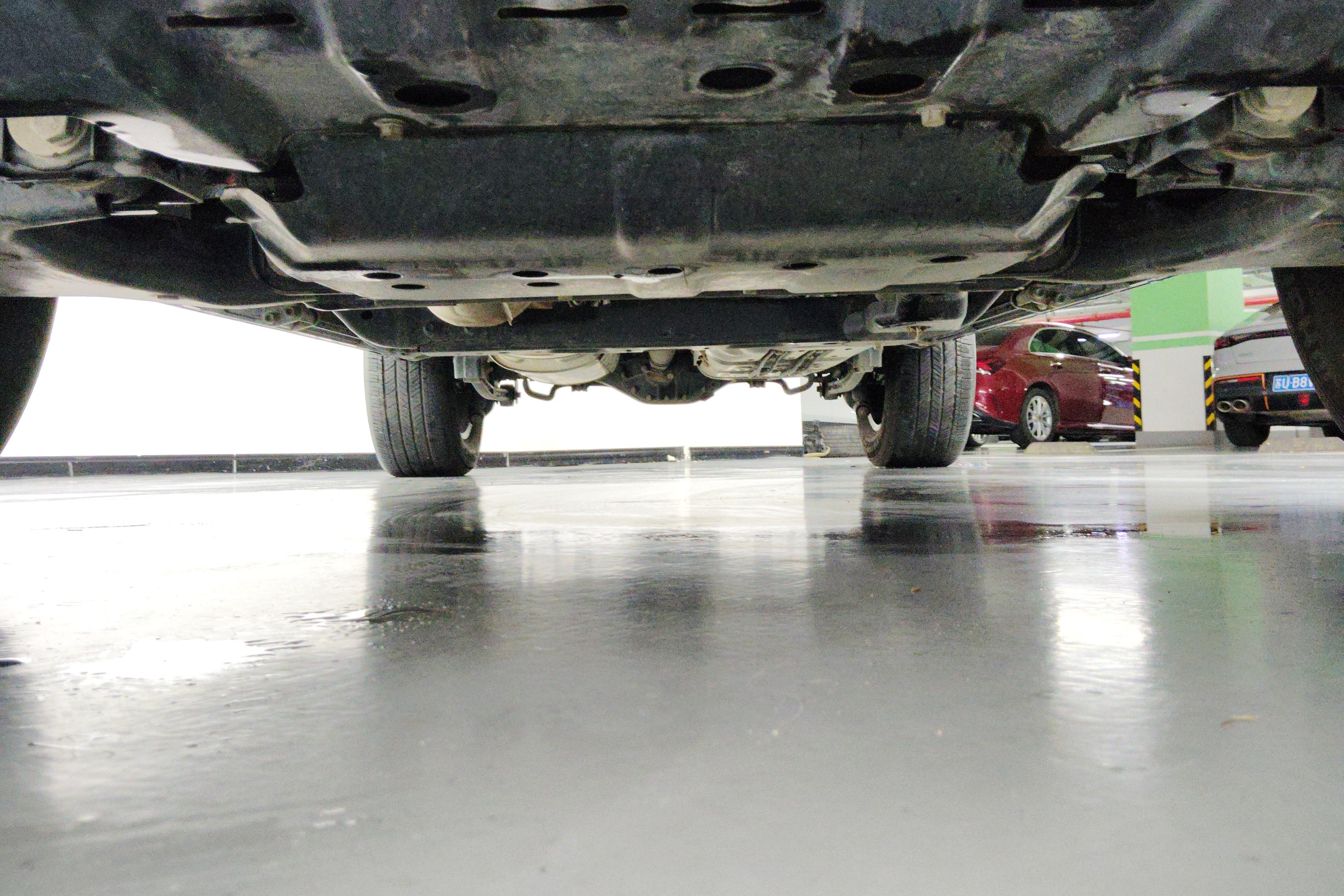 Tank 400 2023 car image #5