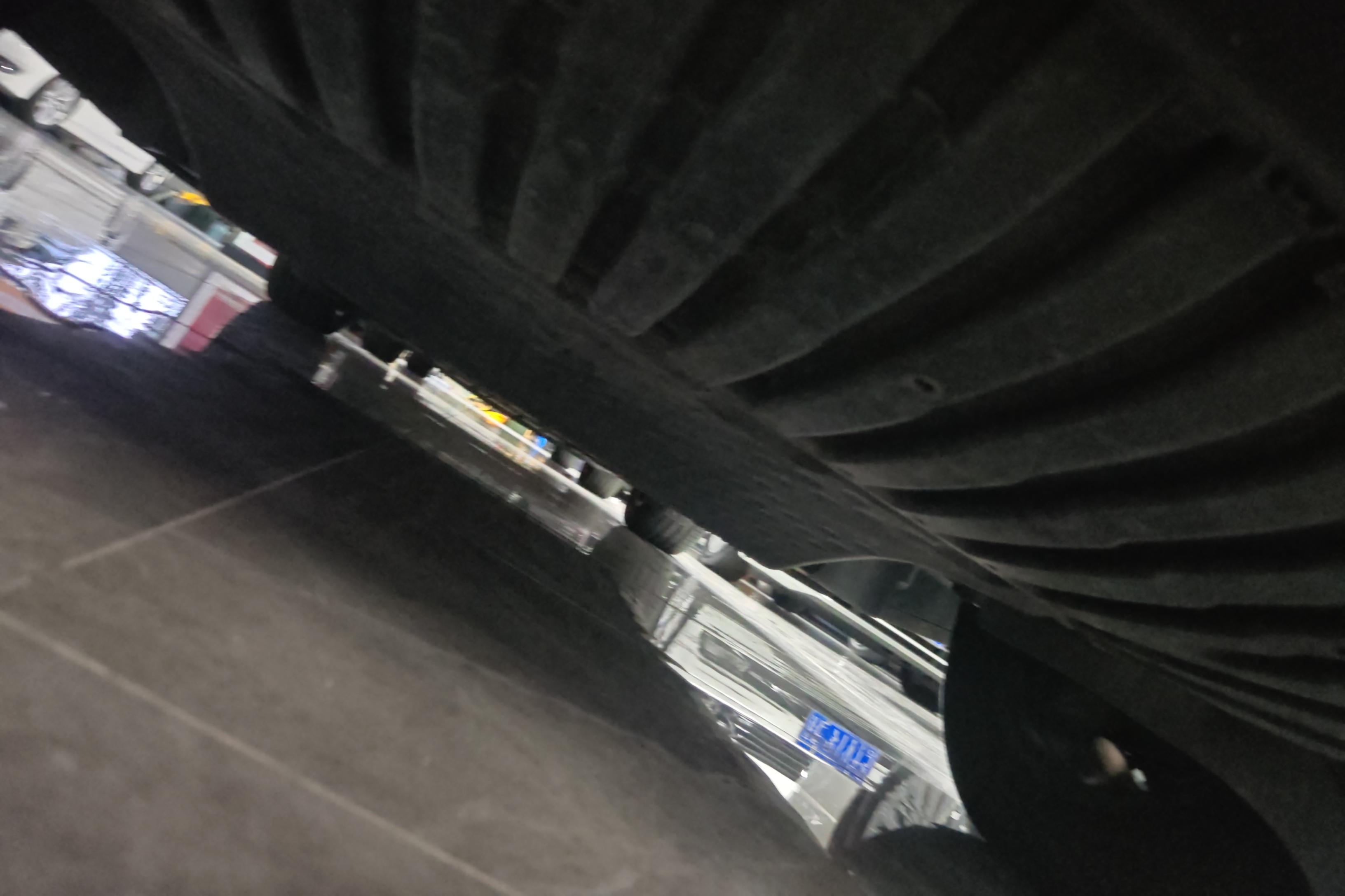 Mercedes-Benz EQC Class 2020 car image #5