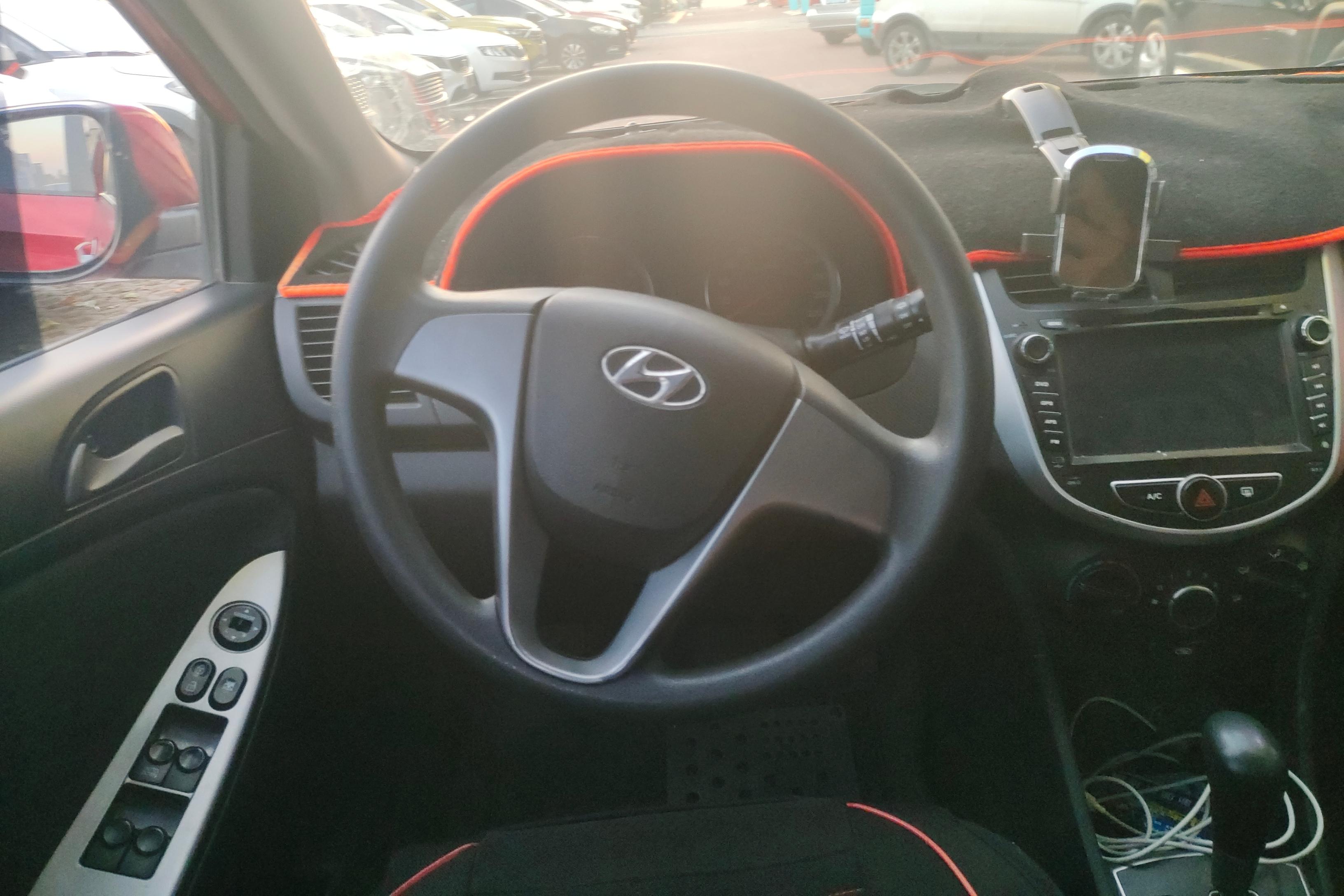 Hyundai Reina Hatchback 2014 #5 Hyundai Reina Hatchback 2014 immagine di auto #5