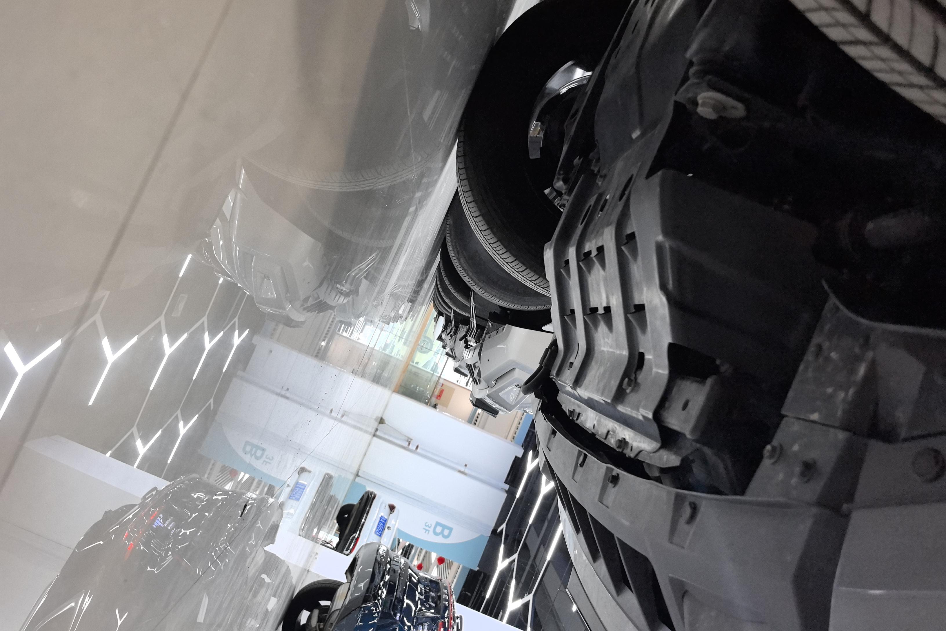 Tank 400 2024 car image #5