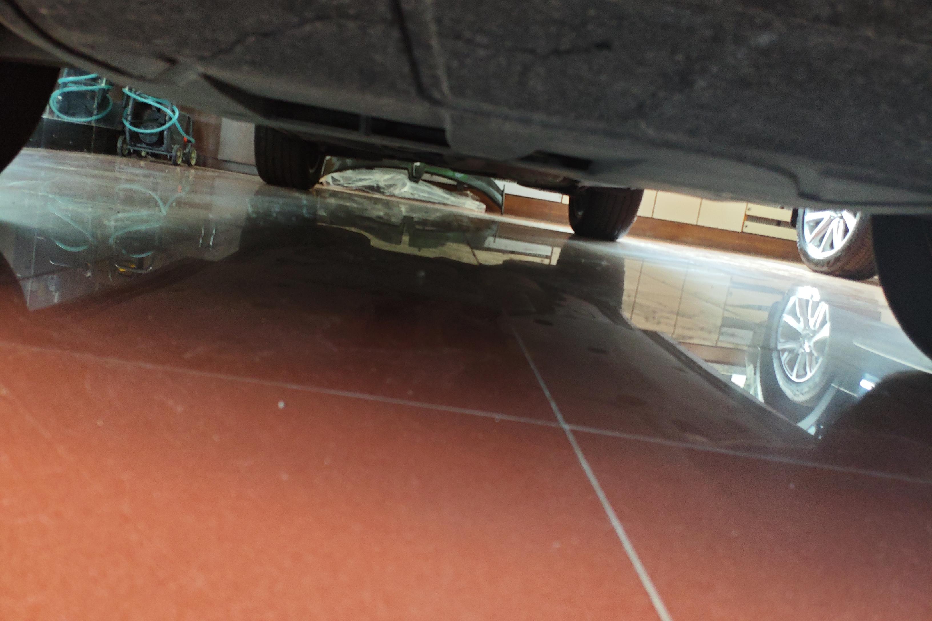 Volkswagen Tavendor 2023 car image #5