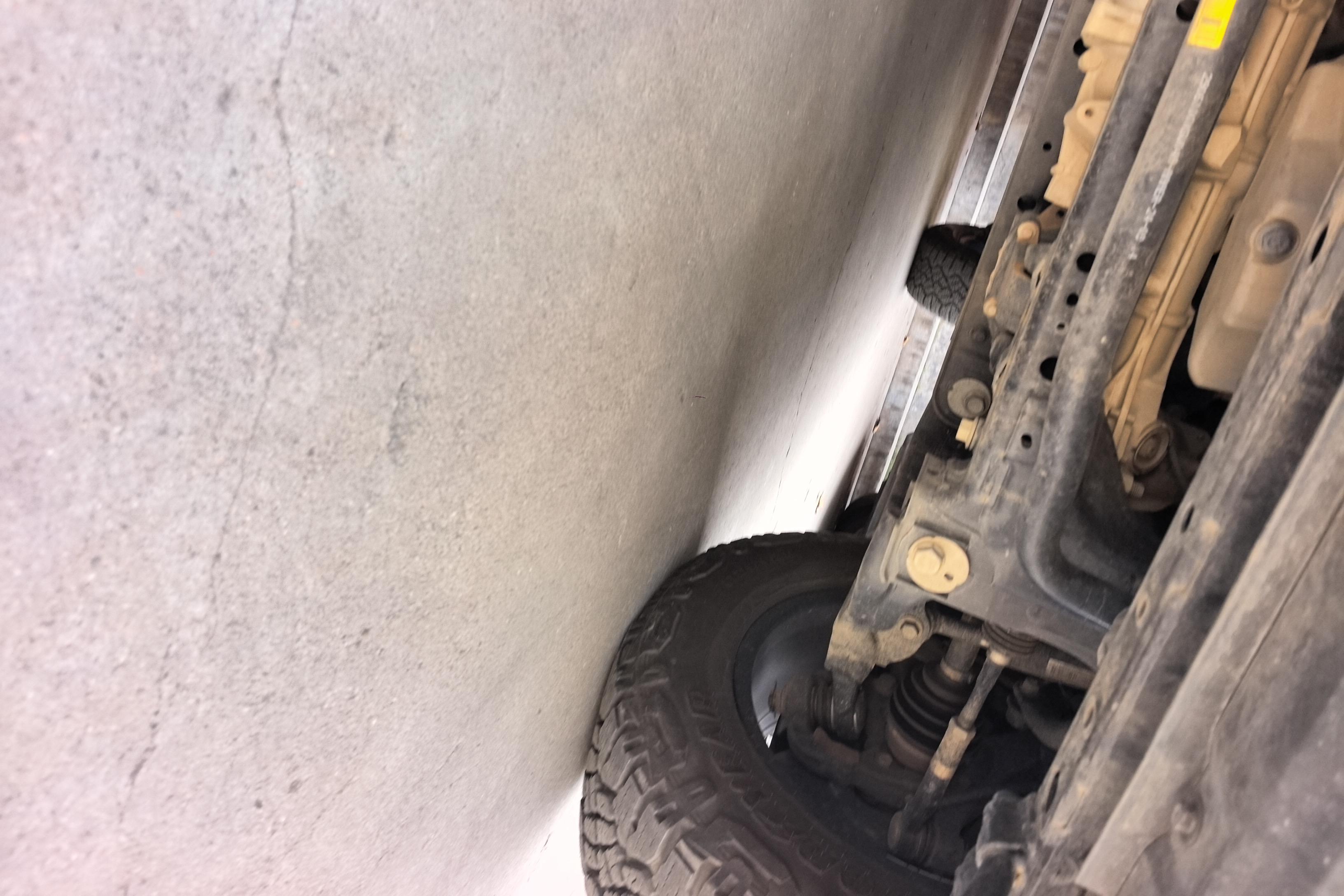 Tank 400 2024 car image #5