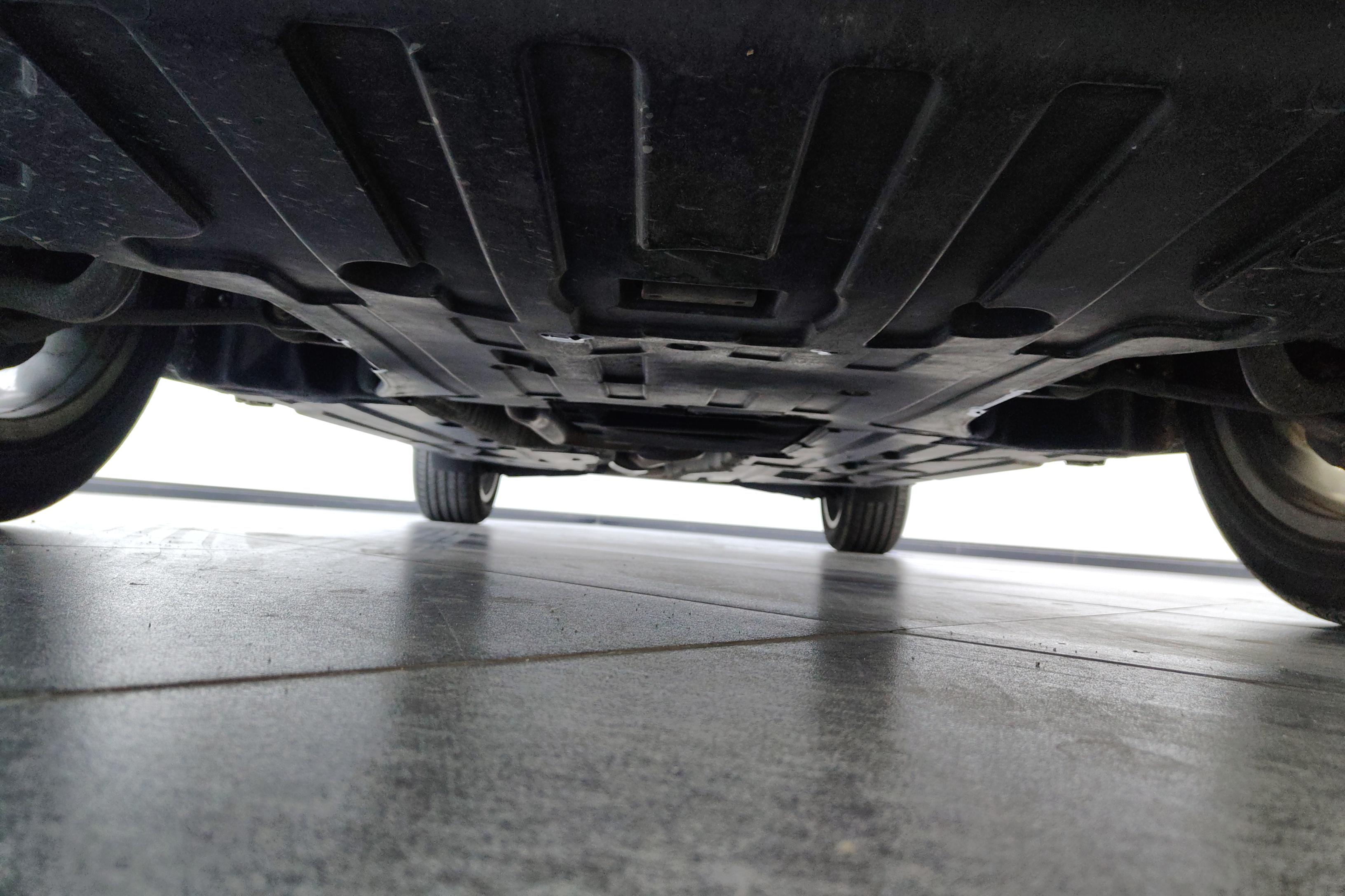 BMW X4 M40i 2018 #5 BMW X4 M40i 2018 car image #5