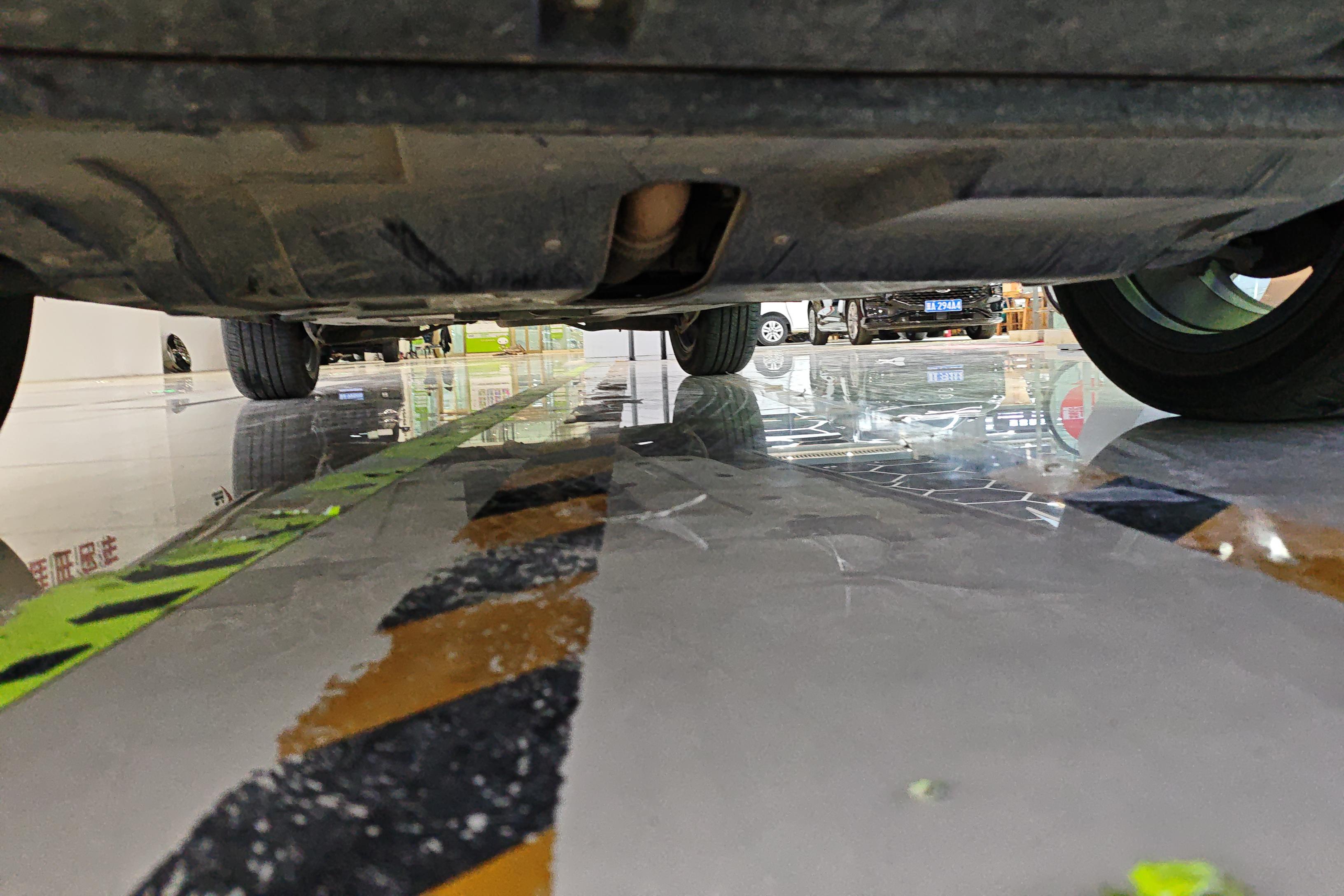 MG ES5 2021 car image #5