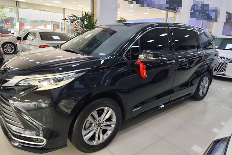 Toyota Sienna 2022 #5 Toyota Sienna 2022 car image #5