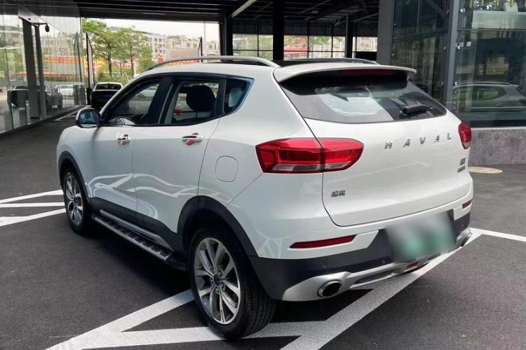 Haval H2s 2018 #5 Haval H2s 2018 car image #5