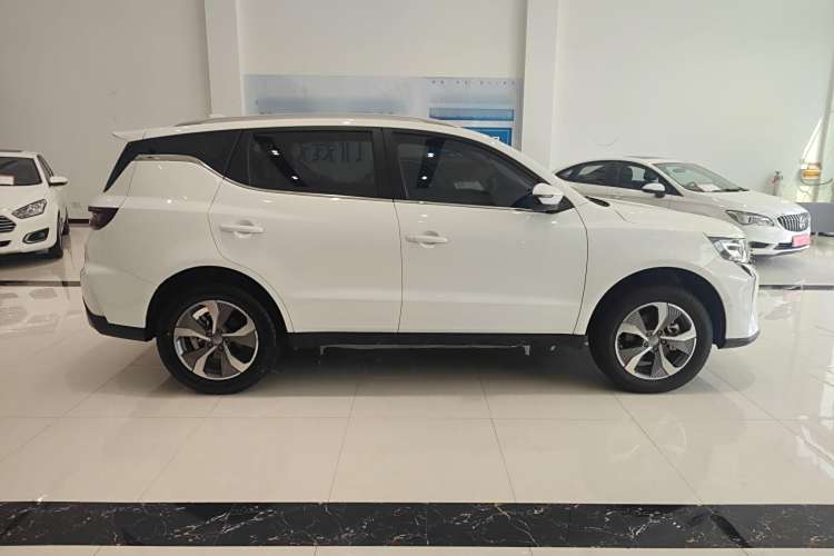 GEELY OkavangoPRO 2023 car image #5