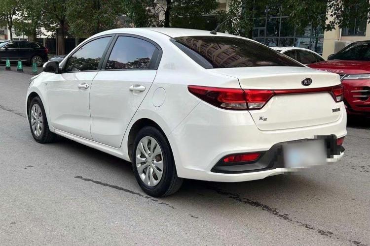 起亚 起亚K2 2017 汽车图片 #5