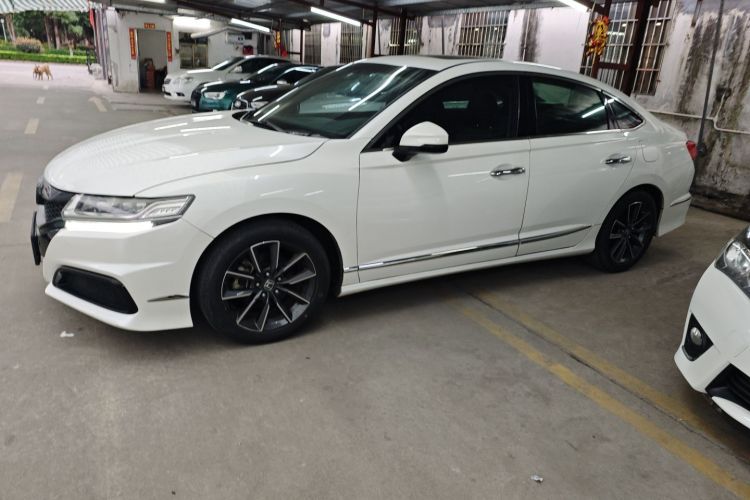 Honda Spirior 2017 #5 Honda Spirior 2017 car image #5