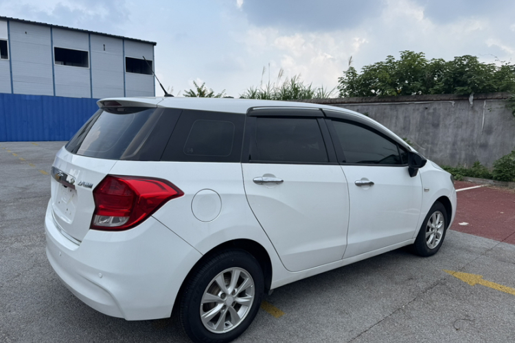 Chevrolet Lova 2016 immagine di auto #5