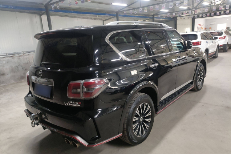 Nissan 2017 car image #5