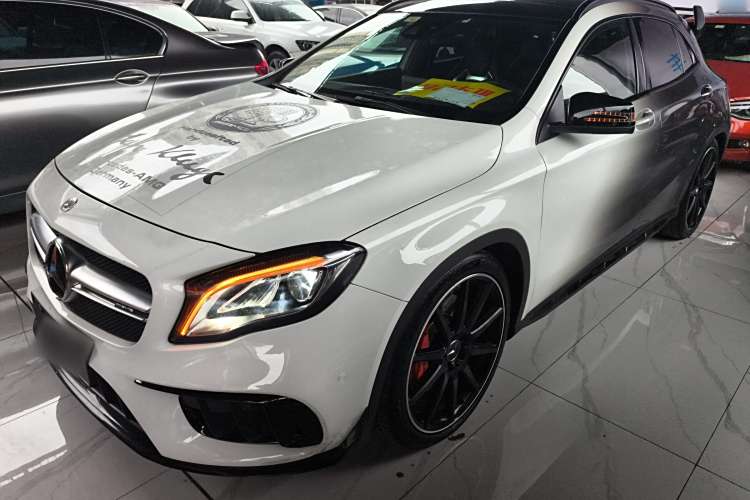 Mercedes-Benz GLA AMG 2019 car image #5