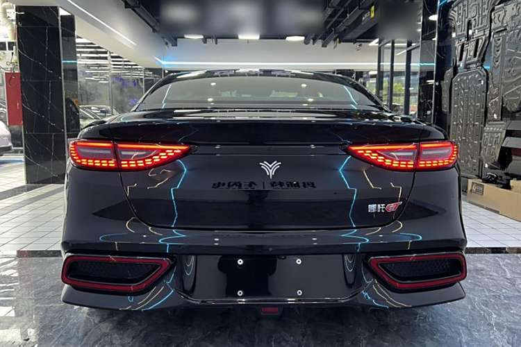 哪吒汽车 哪吒GT 2023 汽车图片 #5