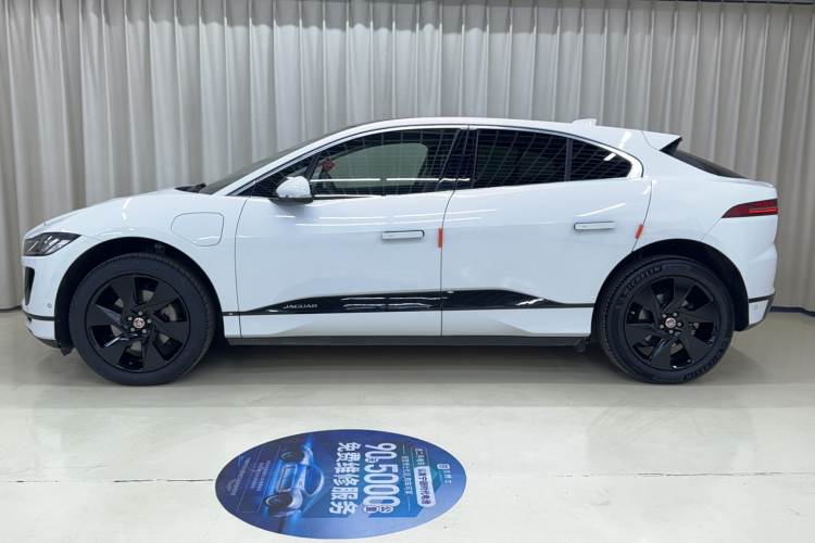 2019 car image #5