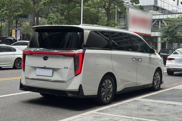 GAC Trumpchi E9 2023 imagem de carro #5