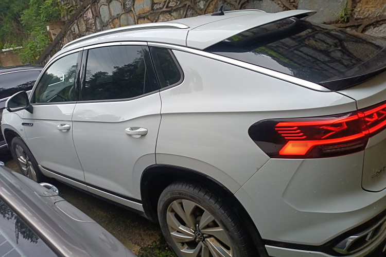 Volkswagen Tayron X 2022 #5 Volkswagen Tayron X 2022 car image #5