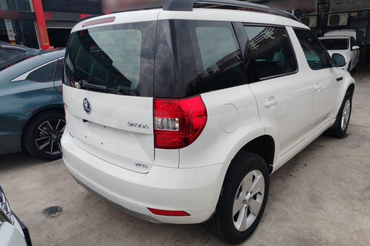 Skoda Yeti (Imported) 2015 car image #5