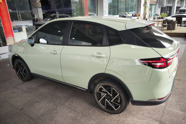 哪吒汽车 哪吒AYA 2024 汽车图片 #5