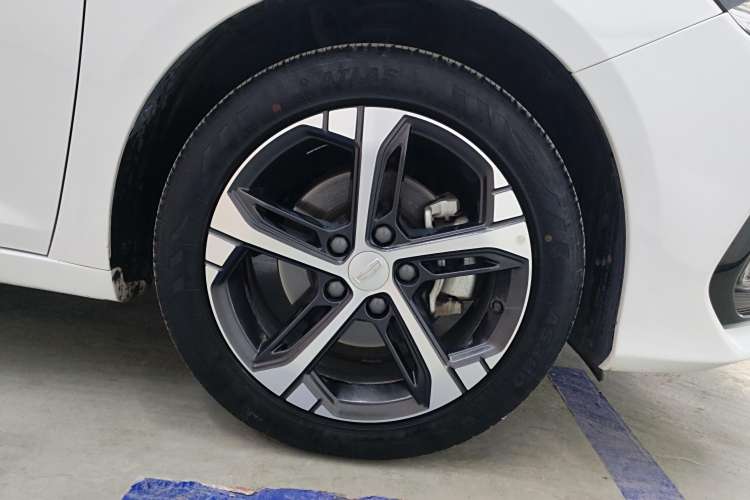 GEELY Emgrand L 2022 #5 GEELY Emgrand L 2022 car image #5