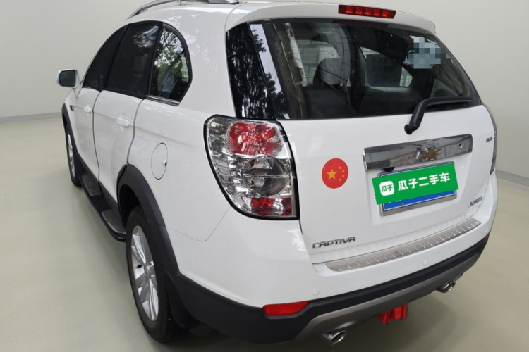 Chevrolet Captiva (Imported) 2015 car image #5
