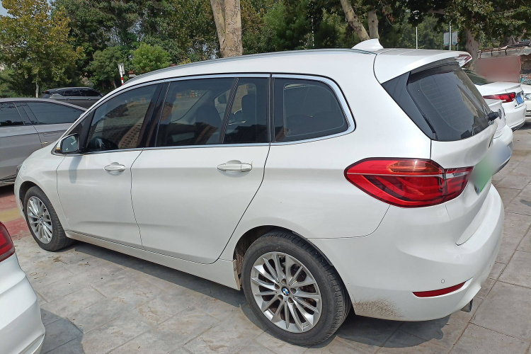 BMW 2 Series Gran Tourer 2020 immagine di auto #5