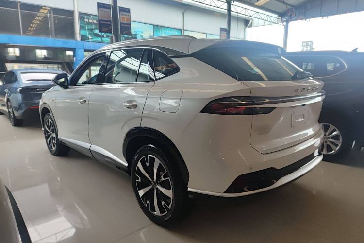 Roewe D5X DMH 2025 car image #5