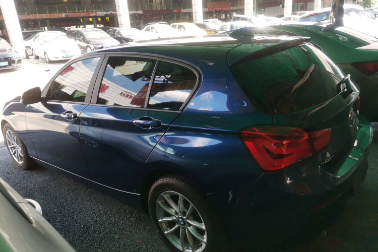 BMW 1 Series (Imported) 2019 #5 BMW 1 Series (Imported) 2019 car image #5