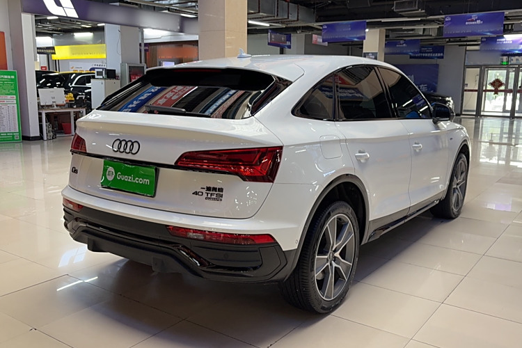 Audi Q5L Sportback 2024 car image #5