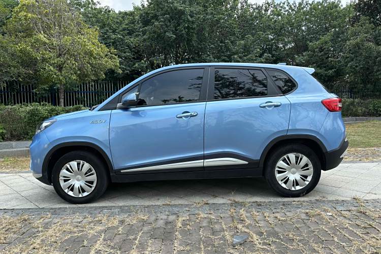 哪吒汽车 哪吒N01 2020 汽车图片 #5