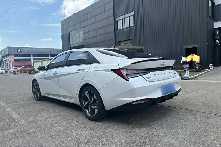 Hyundai Elantra EV 2021 car image #5