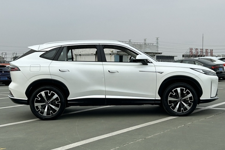 Roewe D5X DMH 2025 imagem de carro #5