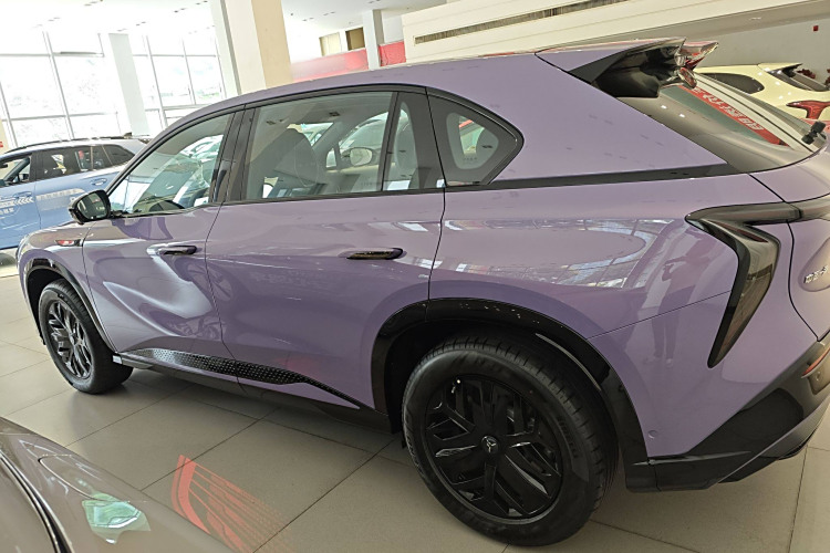 HongQi TianGong 08 #5 HongQi TianGong 08 car image #5