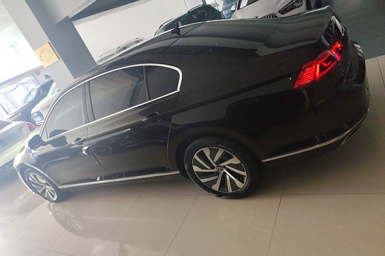 Volkswagen Magotan GTE 2022 car image #5