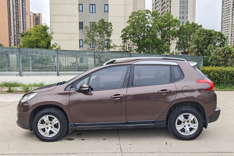 Peugeot 2008 2016 image de voiture #5