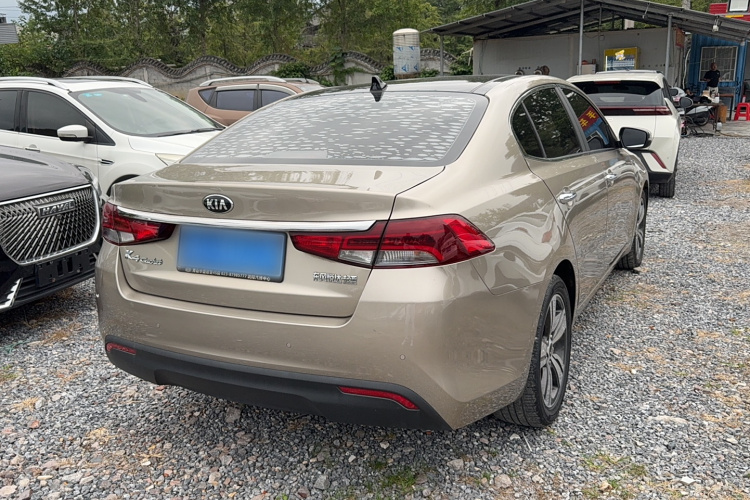 Kia K5 2019 imagen de coche #5