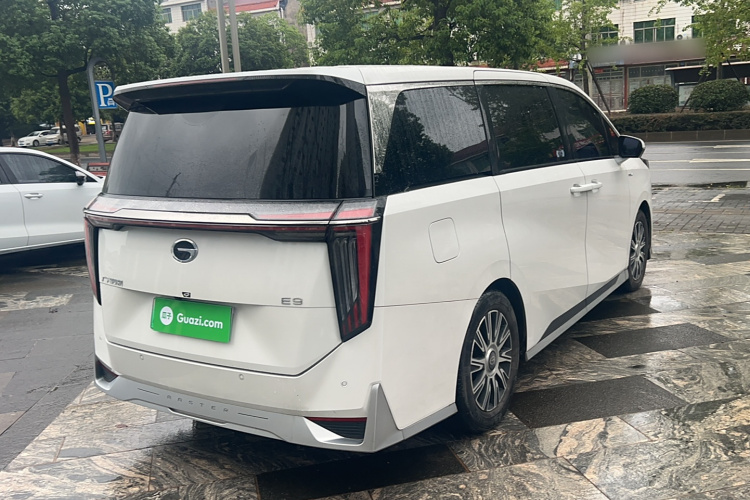 GAC Trumpchi E9 2024 imagen de coche #5