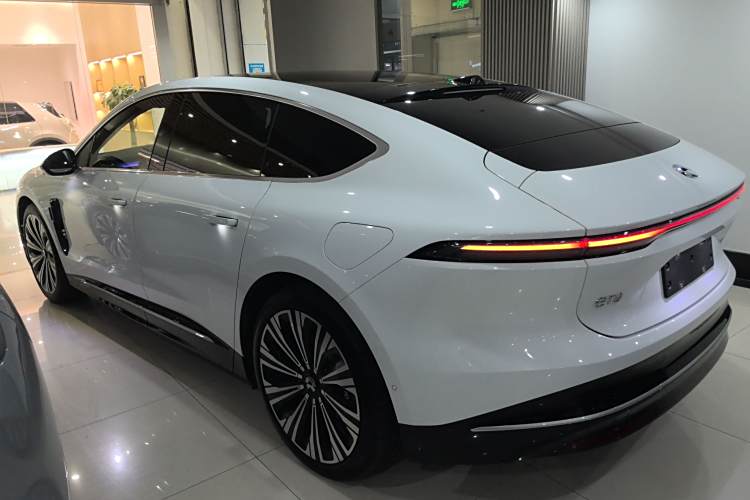 NIO ET9 2024 imagen de coche #5