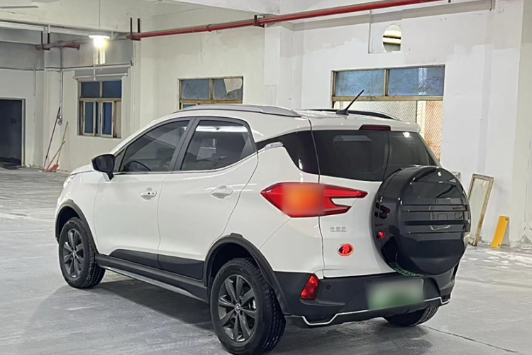 BYD Yuan New Energy 2020 #5 BYD Yuan New Energy 2020 صورة سيارة #5