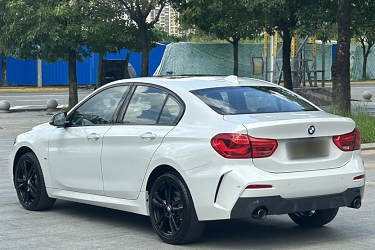 BMW 1 Series M 2022 #5 BMW 1 Series M 2022 car image #5