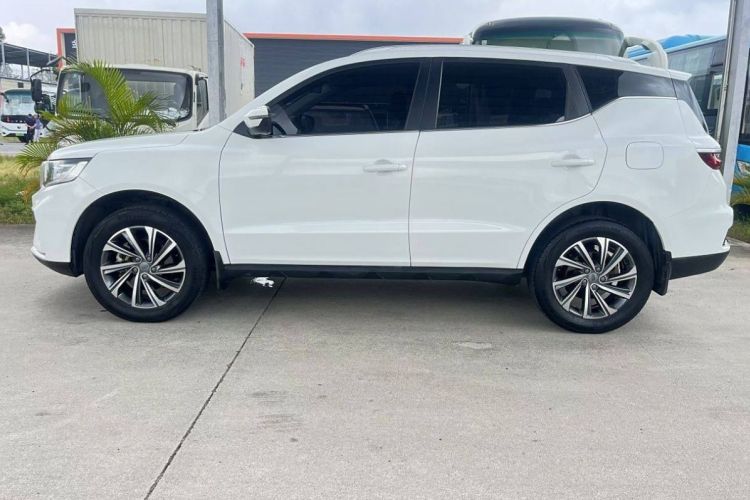 GEELY Vision X6 2021 car image #5