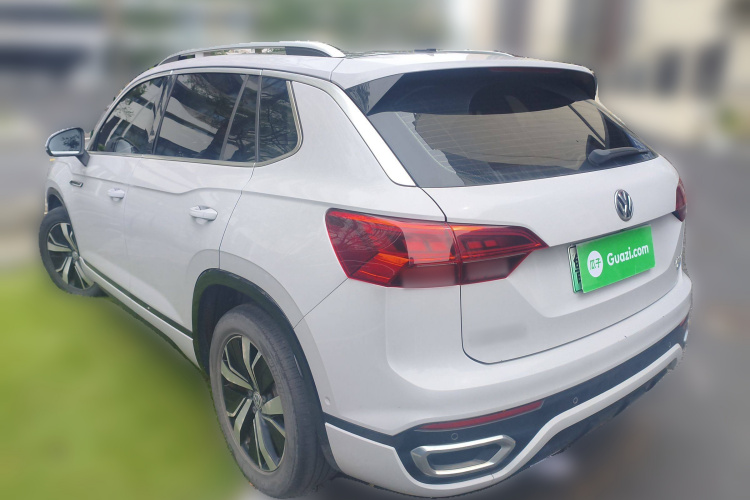 Volkswagen Tayron GTE 2020 car image #5