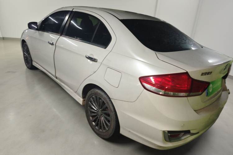 铃木 启悦 2017 汽车图片 #5