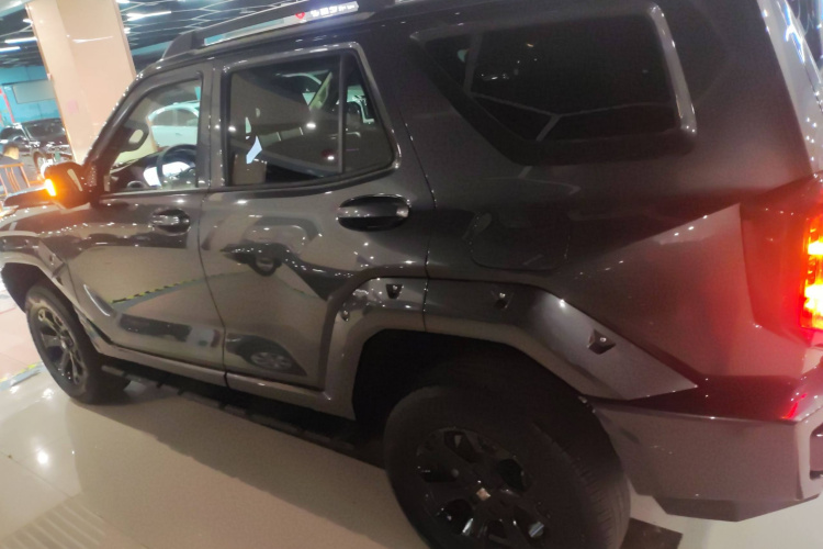 Tank 400 2025 #5 Tank 400 2025 car image #5