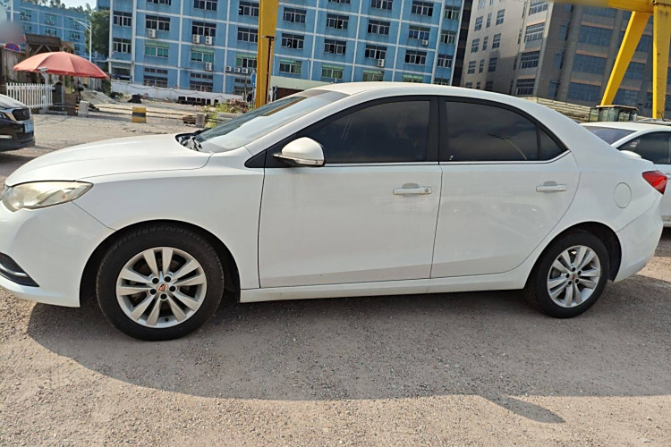 Roewe 360 2016 изображение автомобиля #5