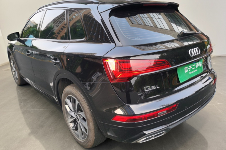 Audi Q5L 2023 car image #5