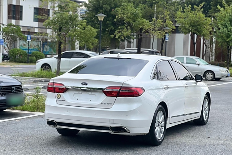Ford Taurus 2016 #5 Ford Taurus 2016 صورة سيارة #5